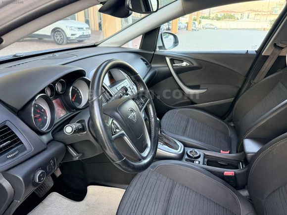 OTOBER 2017 OPEL ASTRA ELİTE DİZEL OTOMATİK FULL BAKIMLI