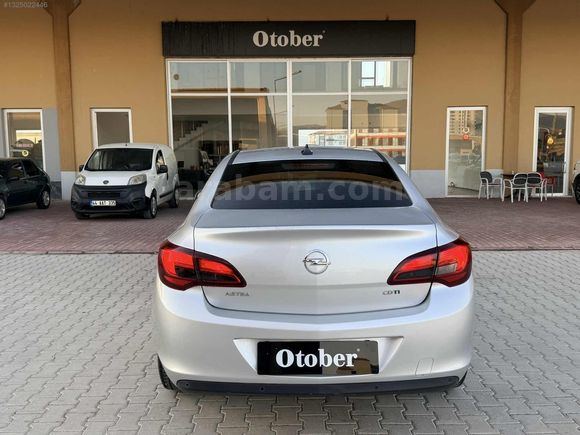 OTOBER 2017 OPEL ASTRA ELİTE DİZEL OTOMATİK FULL BAKIMLI