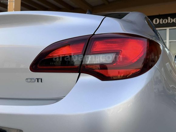 OTOBER 2017 OPEL ASTRA ELİTE DİZEL OTOMATİK FULL BAKIMLI