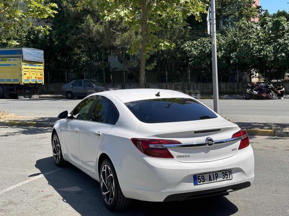 Opel Insignia 1.6 CDTI Otomatik Temiz Kullanılmış
