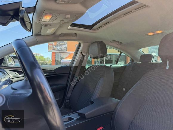 BATU 2'DEN OPEL INSIGNIA 1.6CDTI COSMO