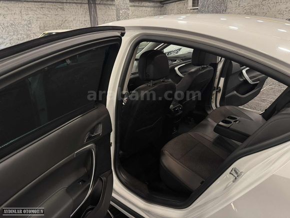 2015 MODEL OPEL INSİGNİA 1.6 CDTI COSMO 157.000 KM HATASIZ