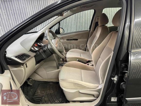 ÖZDEMİR OTOMOTİV 100 BİN KM OTOMATİK