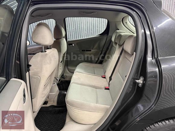 ÖZDEMİR OTOMOTİV 100 BİN KM OTOMATİK