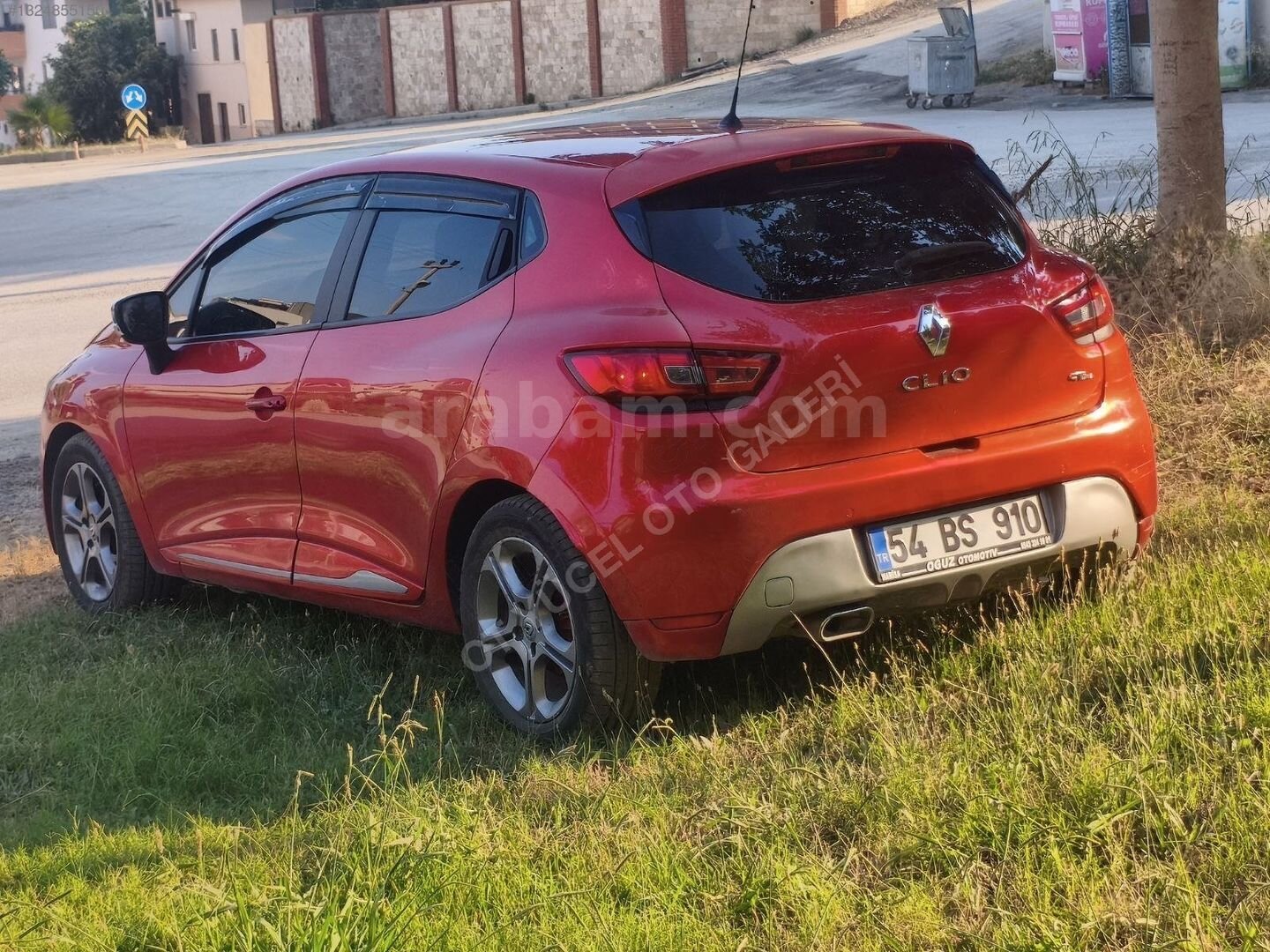 Galeriden Renault Clio 1.5 dCi GT Line 2015 Model Antalya 161.000 km Kırmızı 4
