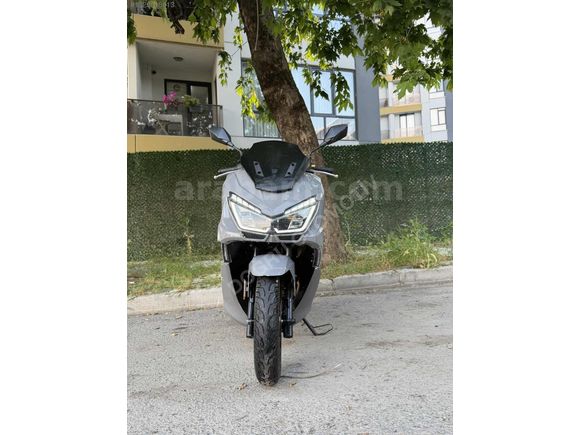 Sadece 10.000km de sıfır ayarında Az masraflı