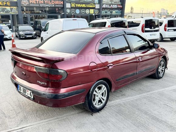 98 MODEL MEGANE 2.0 RXT