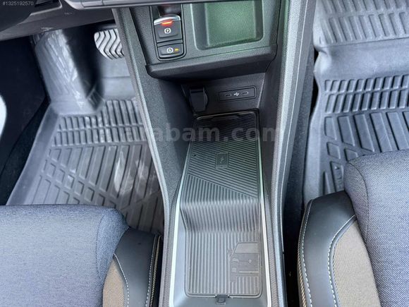 2026 ÇIKIŞLI RENAULT R5 E-TECH EV40 - FIRSAT ARACI!