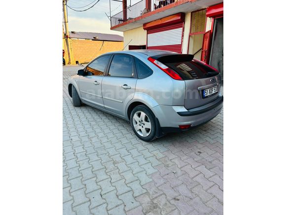 Sahibinden Ford Focus 1.6 TDCi Ghia 2006 Model