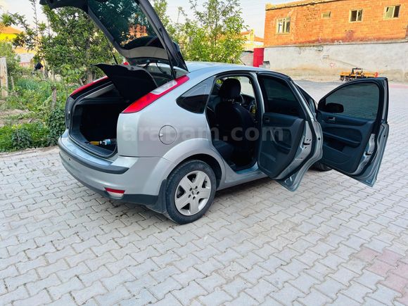 Sahibinden Ford Focus 1.6 TDCi Ghia 2006 Model