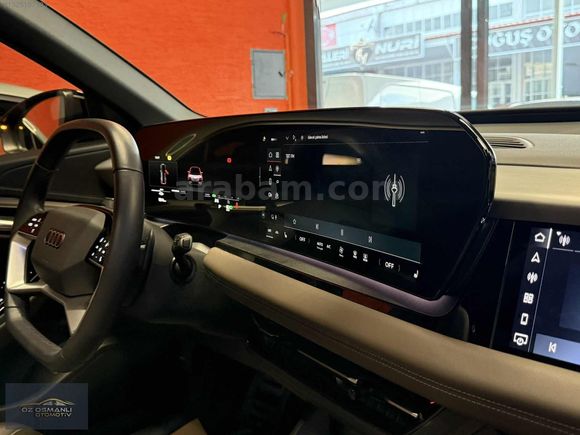 2025 - AUDI Q6 E-TRON - 55 QUATTRO - 14 000 km - 387 Hp
