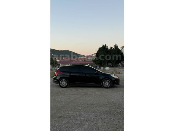 Sahibinden Ford Focus 1.6 TDCi Comfort 2012 Model 