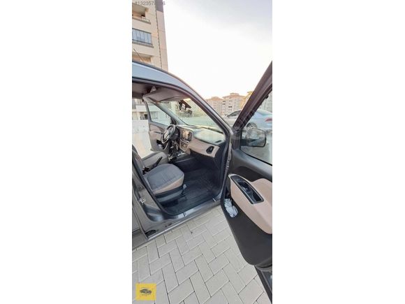 76 BİN KM'DE 2023 BOYASIZ FULL+FULL DOBLO COMBİ PREMİO PLUS