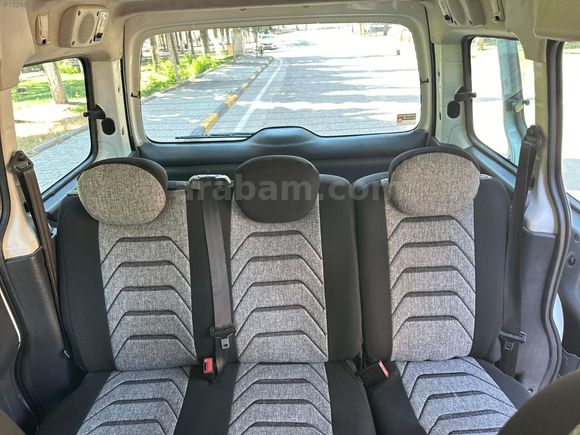 ECEMİR AUTO'DAN 2007 BERLİNGO 1.9 KLİMALI BAKIMLI ÇİFT SÜRGÜ