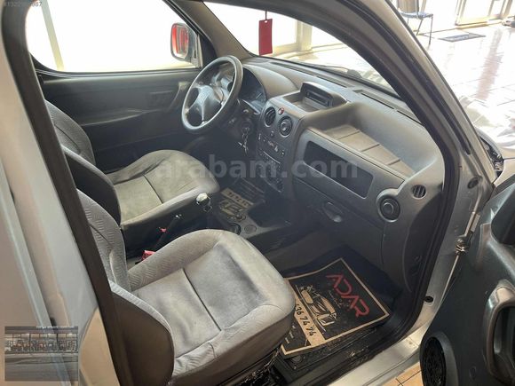 CİTROEN BERLİNGO 1.9 D COMBİ X KLİMALI
