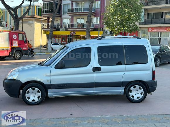 TEMİZ 2004 BERLİNGO KLİMALI ORJİNAL KELEBEK CAMLAR
