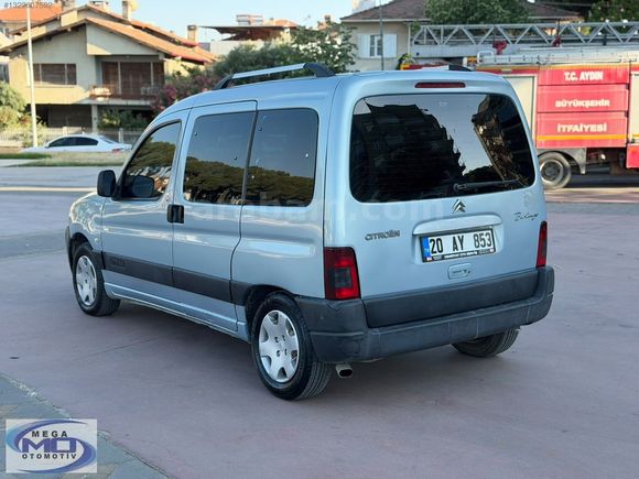 TEMİZ 2004 BERLİNGO KLİMALI ORJİNAL KELEBEK CAMLAR