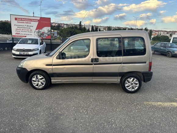 İnecik Otomotiv den Citroen Berlingo çift sürgü klima
