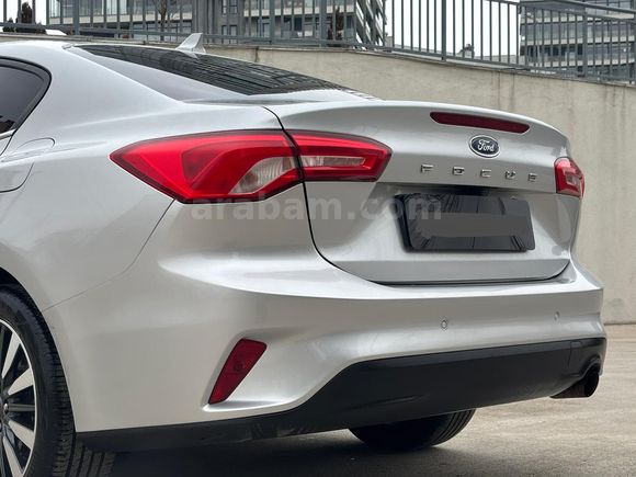 Ford Focus 1.0 EcoBoost Titanium Stil 2023 Model
