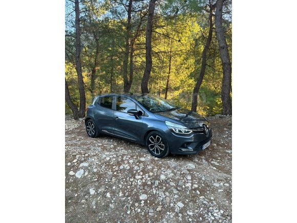 Sahibinden Renault Clio 0.9 TCe Joy 2020 Model