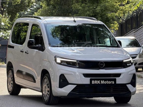 BRK MOTORS OPEL COMBO 1.5 D ESSENTİAL HATASIZ 9.000 KM