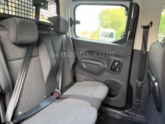 BRK MOTORS OPEL COMBO 1.5 D ESSENTİAL HATASIZ 9.000 KM