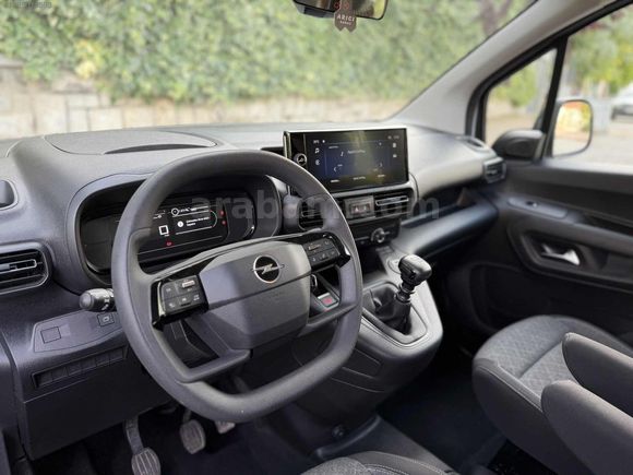 BRK MOTORS OPEL COMBO 1.5 D ESSENTİAL HATASIZ 9.000 KM