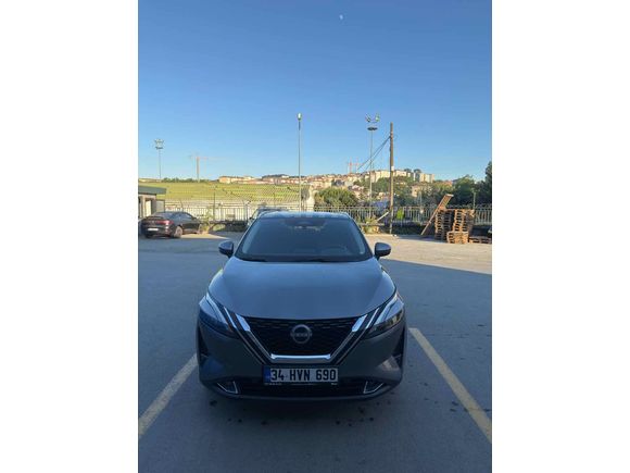 Sahibinden Nissan Qashqai 1.3 DIG-T Sky Pack 2023 Model 