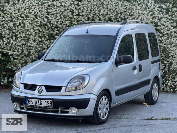 SZR MOTORS DAN 2004 MODEL RENAULT KANGOO ÇİFT SÜRGÜLÜ KLİMALI