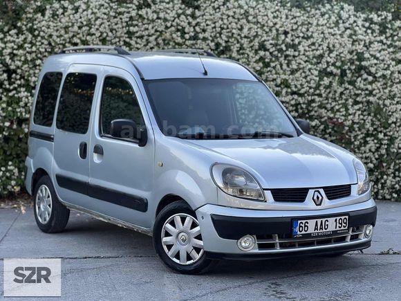SZR MOTORS DAN 2004 MODEL RENAULT KANGOO ÇİFT SÜRGÜLÜ KLİMALI
