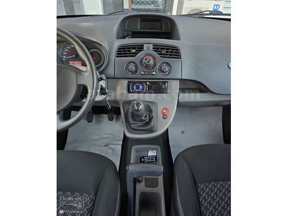 ÖZEMEK AUTO-BOYA HATA YOK-DAHA 54 BİNDE-ELEKTİRİKLİ AYNA-SENSÖR