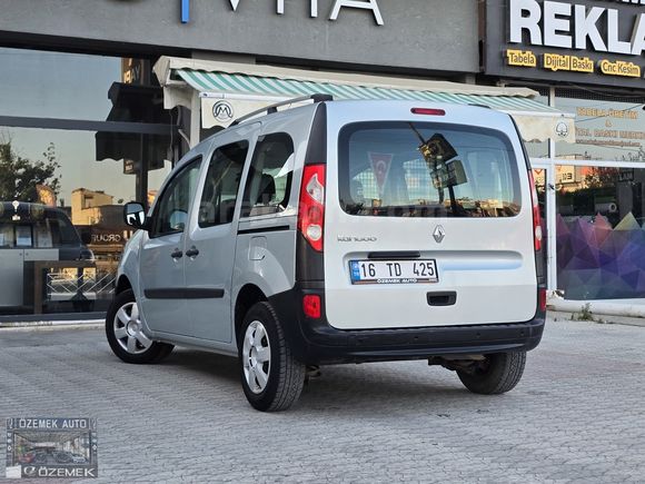 ÖZEMEK AUTO-BOYA HATA YOK-DAHA 54 BİNDE-ELEKTİRİKLİ AYNA-SENSÖR