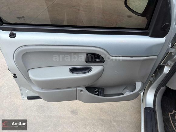 ANILLAR'dan 2007 RENAULT KANGOO MULTİX AUTHENTİQUE 340.000 KM