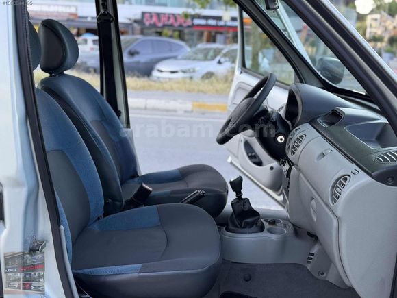 RENAULT KANGO 1.5 dci MULTİX // ÇİFT SÜRGÜ // EŞSİZ TEMİZLİKTE