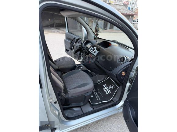 2011 KANGOO / 1.5 DCI / DEĞİŞENSİZ / ÇEKİ DEMİRLİ / FULL BAKIMLI