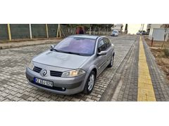 AĞIR BAKIMLARI YAPILMIŞ TEMİZ MEGANE