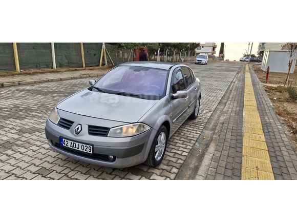 AĞIR BAKIMLARI YAPILMIŞ TEMİZ MEGANE