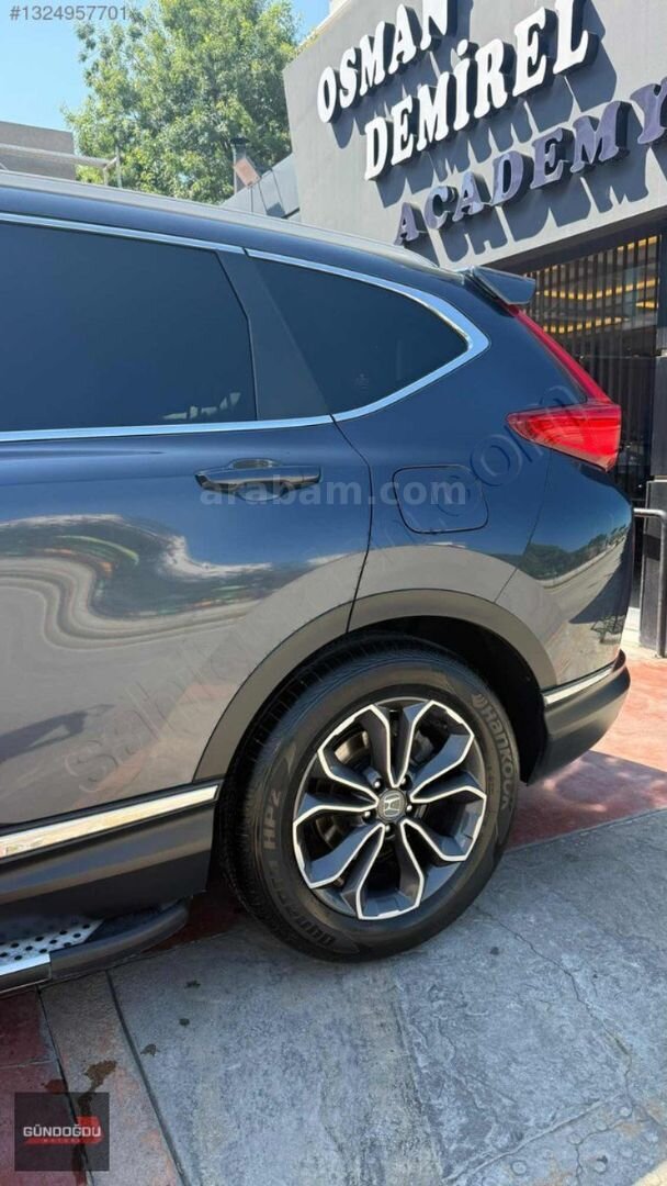 GÜNDOĞDU MOTORS HATASIZ BOYASIZ DEĞİŞENSİZ CRV EXEC. LİFESTYLE 7