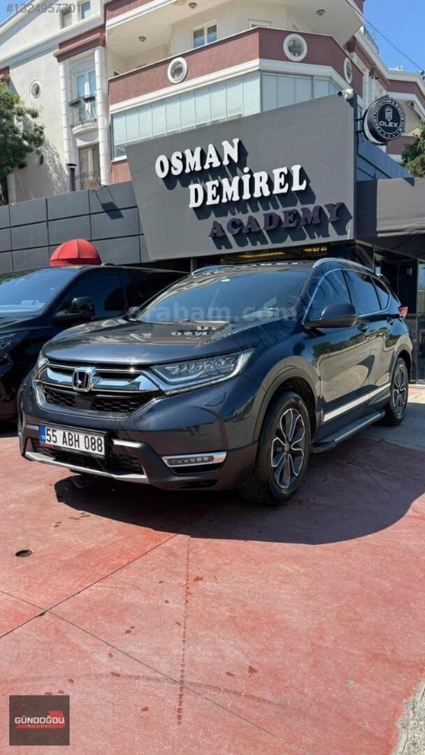 GÜNDOĞDU MOTORS HATASIZ BOYASIZ DEĞİŞENSİZ CRV EXEC. LİFESTYLE 6
