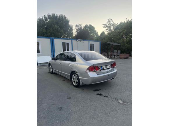 Sahibinden Honda Civic 1.6i VTEC Elegance 2007 Model 