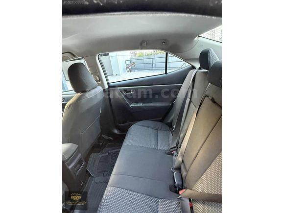 TURHAN OTOMOTİVDEN TEMİZ UYGUN COROLLA