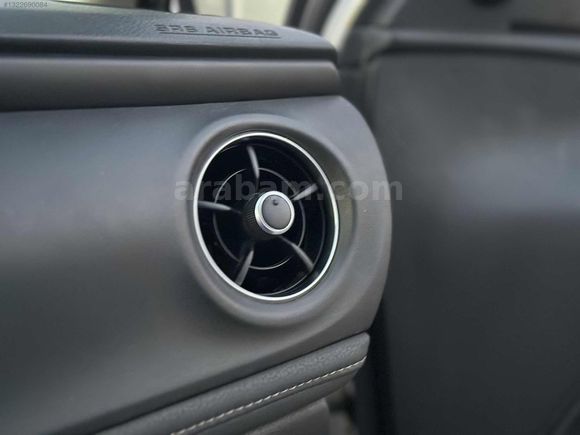 2018 ÇKŞLI COROLLA 1.4 D-4 TOUCH YENİ GÖRÜNÜM HATASIZ 246KM