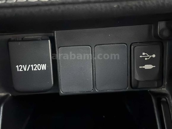 2018 ÇKŞLI COROLLA 1.4 D-4 TOUCH YENİ GÖRÜNÜM HATASIZ 246KM
