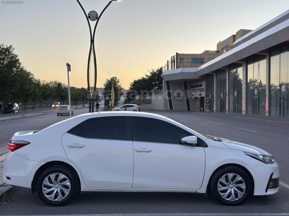 2018 ÇKŞLI COROLLA 1.4 D-4 TOUCH YENİ GÖRÜNÜM HATASIZ 246KM