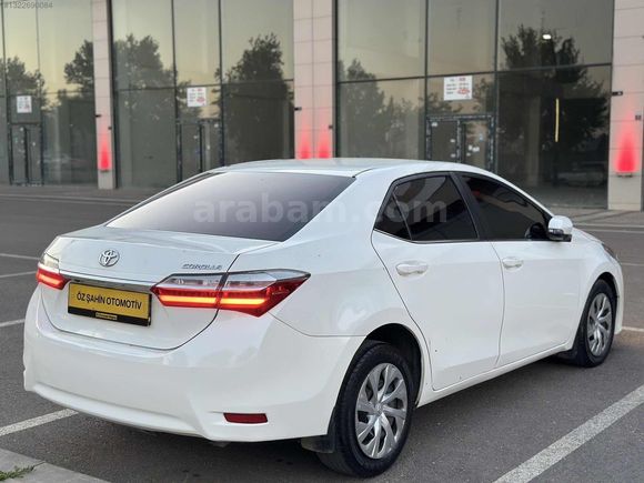 2018 ÇKŞLI COROLLA 1.4 D-4 TOUCH YENİ GÖRÜNÜM HATASIZ 246KM
