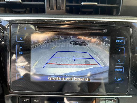 2018 ÇKŞLI COROLLA 1.4 D-4 TOUCH YENİ GÖRÜNÜM HATASIZ 246KM