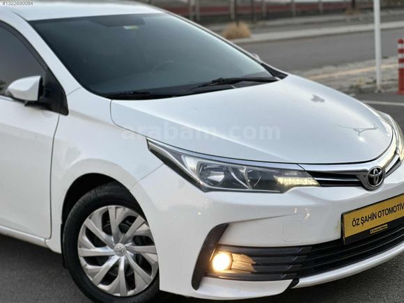 2018 ÇKŞLI COROLLA 1.4 D-4 TOUCH YENİ GÖRÜNÜM HATASIZ 246KM