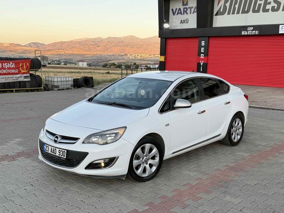  Opel Astra 1.6 CDTI Business 