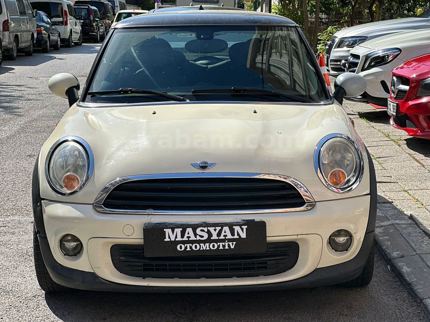 Galeriden Mini One 1.6 2012 Model İstanbul 250.000 km Beyaz 3