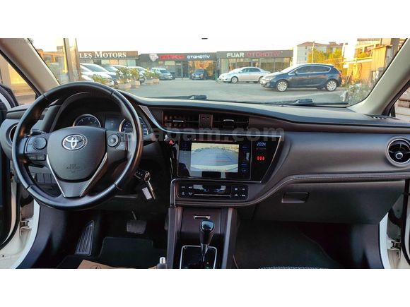2017 TOYOTA COROLLA 1.4 TOUCH DEĞİŞENSİZ BAKIMLI